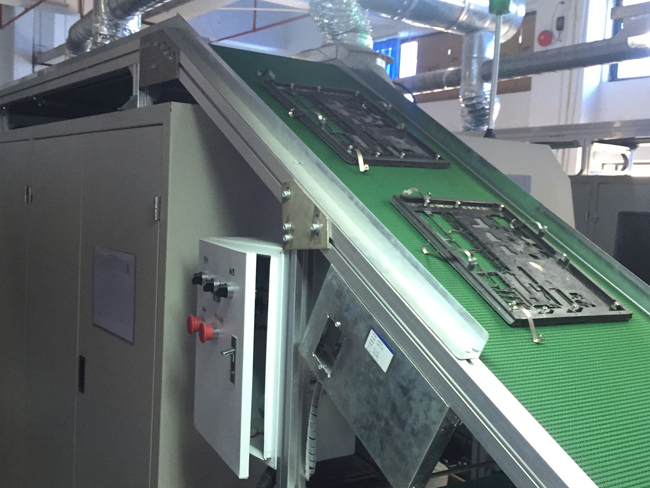 皮帶式輸送線VS滾筒式輸送線:一場關于效率與成本的抉擇